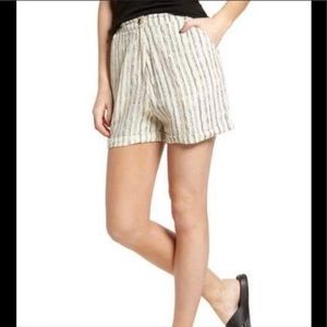 Billabong White shorts